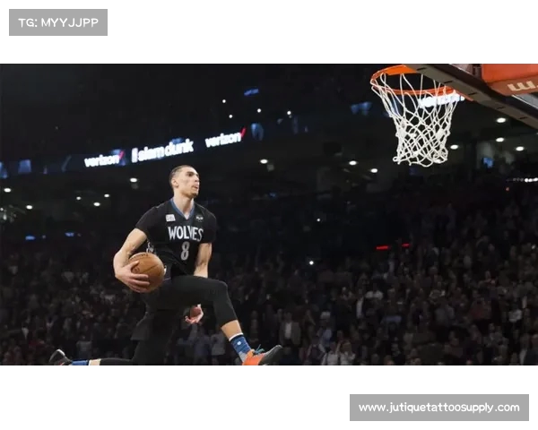 震撼全场NBA历史经典扣篮集锦 精彩瞬间回顾每一位扣篮高手的飞跃时刻 震撼全场NBA历史经典扣篮集锦 精彩瞬间回顾每一位扣篮高手的飞跃时刻